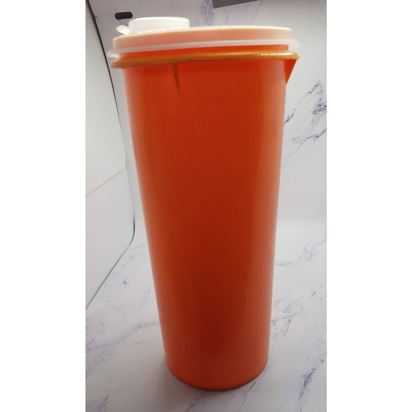 Vintage Tupperware Light Orange Picnic Pitcher 262-9 With Lid 603-4 - Picture 4 of 8